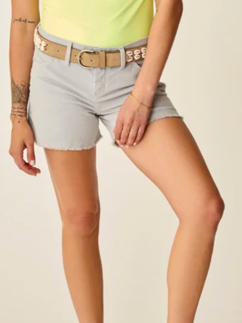 Carve Designs Oahu 4" Short in Quarry Sz 8
